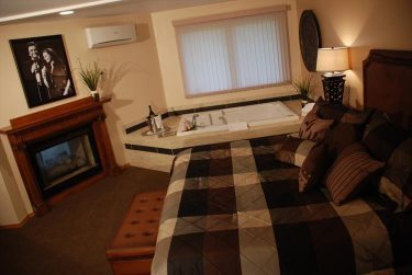 Door County Hotel Admiral Suite